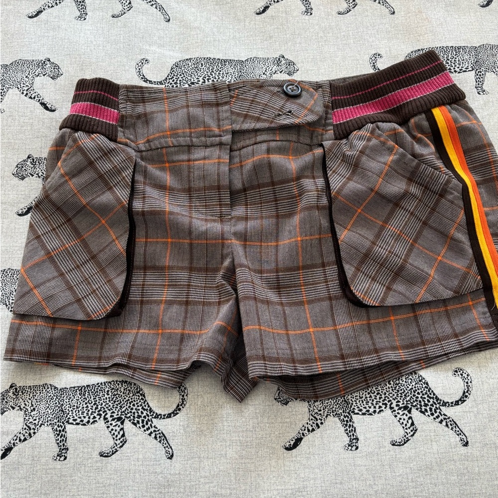 Trendy Plaid Cargo Shorts with Striped Waistband